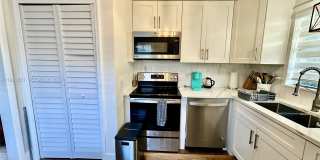 1710 NE 5th Ct Gallery 18