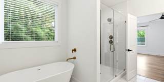 Custom Home in Seagate | 4 Bedrooms • 3 Bathrooms • Minutes to Wrightsville Beach Custom Home in Seagate | 4 Bedrooms • 3 Bathrooms • Minutes to Wrightsville Beach Gallery 28