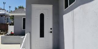 137 N Commonwealth Avenue Gallery 2