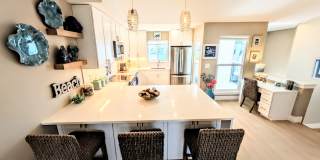 Seasonal/short term 2/2 vacation condo close to Anna Maria Gallery 9