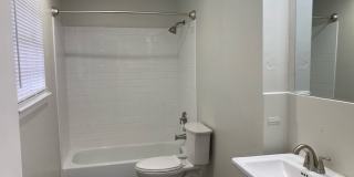 Single Family 3 bed 2 bath Home for Rent Gallery 11