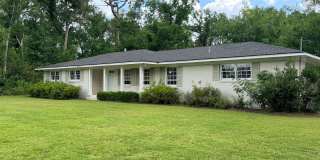 Spacious 3-Bedroom Home Near VSU & SGMC Gallery 1