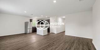 917 8th Street Gallery 4