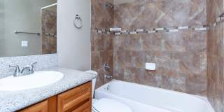 Pebble Creek Apartments Gallery 18