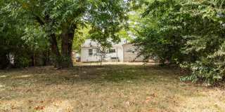 FREE MONTH RENT! Freshly Updated 3 Bedroom House Gallery 16