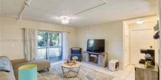 3095 N Oakland Forest Dr Gallery 4