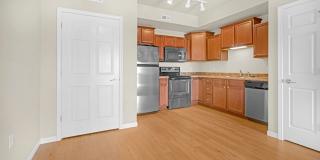 230 West Hills Gallery 7