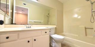 2b/2b Resort-Style Camarillo, Ponderosa Creek Condo Gallery 15
