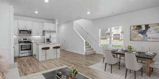 513 West Pickens Road Gallery 1