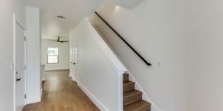 207 Gravel A St Gallery 4