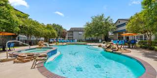 Oak Grove Apartments Gallery 3