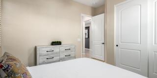 12725 W DALE Lane Gallery 21