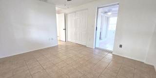 284 Rotonda Blvd W Gallery 23