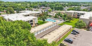 Royal Oaks Gallery 26