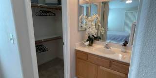 Beautiful 3 Bedroom Home with Vaulted Ceilings, Washer & Dryer Included Beautiful 3 Bedroom Home with Vaulted Ceilings, Washer & Dryer Included Gallery 8