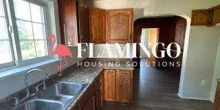 Charming 2 Bedroom, 1 Bath Home – Refinished Hardwood Floors, Detached Garage & More! Gallery 17