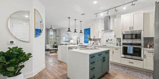 Grande Pointe Gallery 24