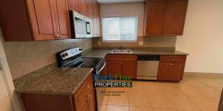 House With Paved Side Yard and Spacious Backyard in Pinole Now Available!! Gallery 10