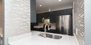 Spacious 2+2 in the Heart of Culver City! Gallery 6