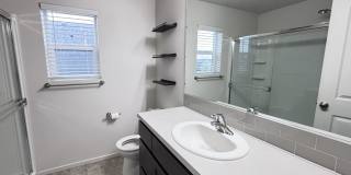 MOVE-IN SPECIAL! Gallery 7