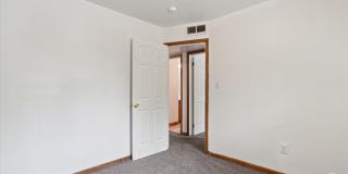 3 bedroom ranch $1300 - Lease Special Gallery 20