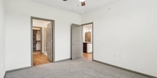 Park at Rialto Gallery 24