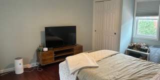 Nice 2 Bedroom in Trendy Lawrenceville Gallery 12