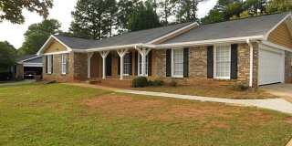2366 Fairview Road Gallery 1