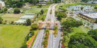 301 KINGS Boulevard Gallery 35