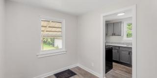 Stunning 2 bedroom home in Penn Avenue available June 1! Gallery 18