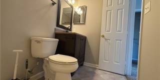 472 Falling LN Gallery 22