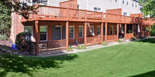 Lakeview Terrace Townhomes Gallery 4