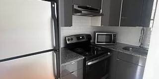 227 E 14th St Gallery 4