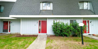 The Grove Apartments Gallery 21