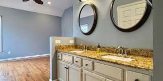 One-Level Living with Garage on a Cul-de-Sac in Nashville! Gallery 15