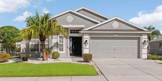 7619 CRESCENT PALM Drive Gallery 1
