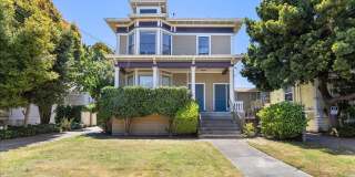 2116 Clinton Ave - Studio | 1 bath Gallery 1