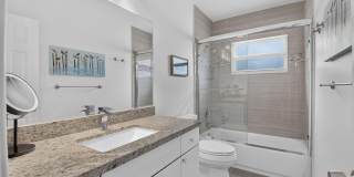 700 NE 70th Street Gallery 27