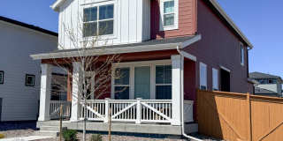 Like-New Single-Family Home in Bennett! Gallery 1