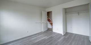 924 West 60th Pl Merrillville, IN 46410 Gallery 7