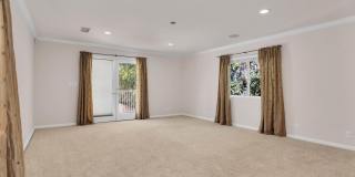 4539 Mammoth Avenue Gallery 22