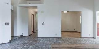 Great Ridgecrest 4 Bedroom Home Gallery 3