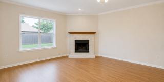 Great home in Blockhouse - Available Now! Gallery 7