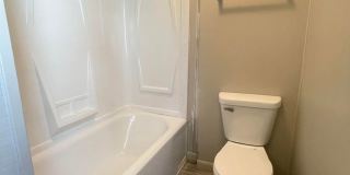 4 bedroom 1.5  bath  home Gallery 6