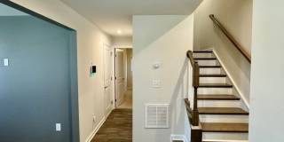 3BR/2.5BA End Unit Townhome Gallery 4