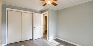 2 Bedroom condo in Denver Gallery 10