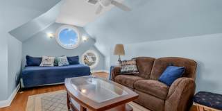 18 Meadow Avenue Gallery 38