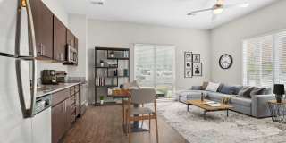 Main + Stone Gallery 2