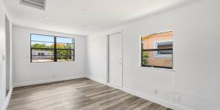 1060 SW 5th Terrace Gallery 18