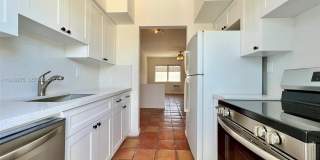 542 Euclid Ave Gallery 1